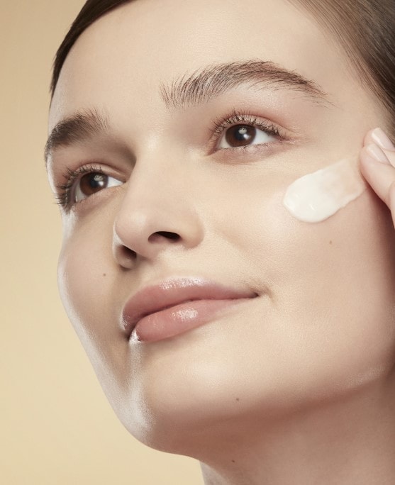 A skincare routine for dry skin